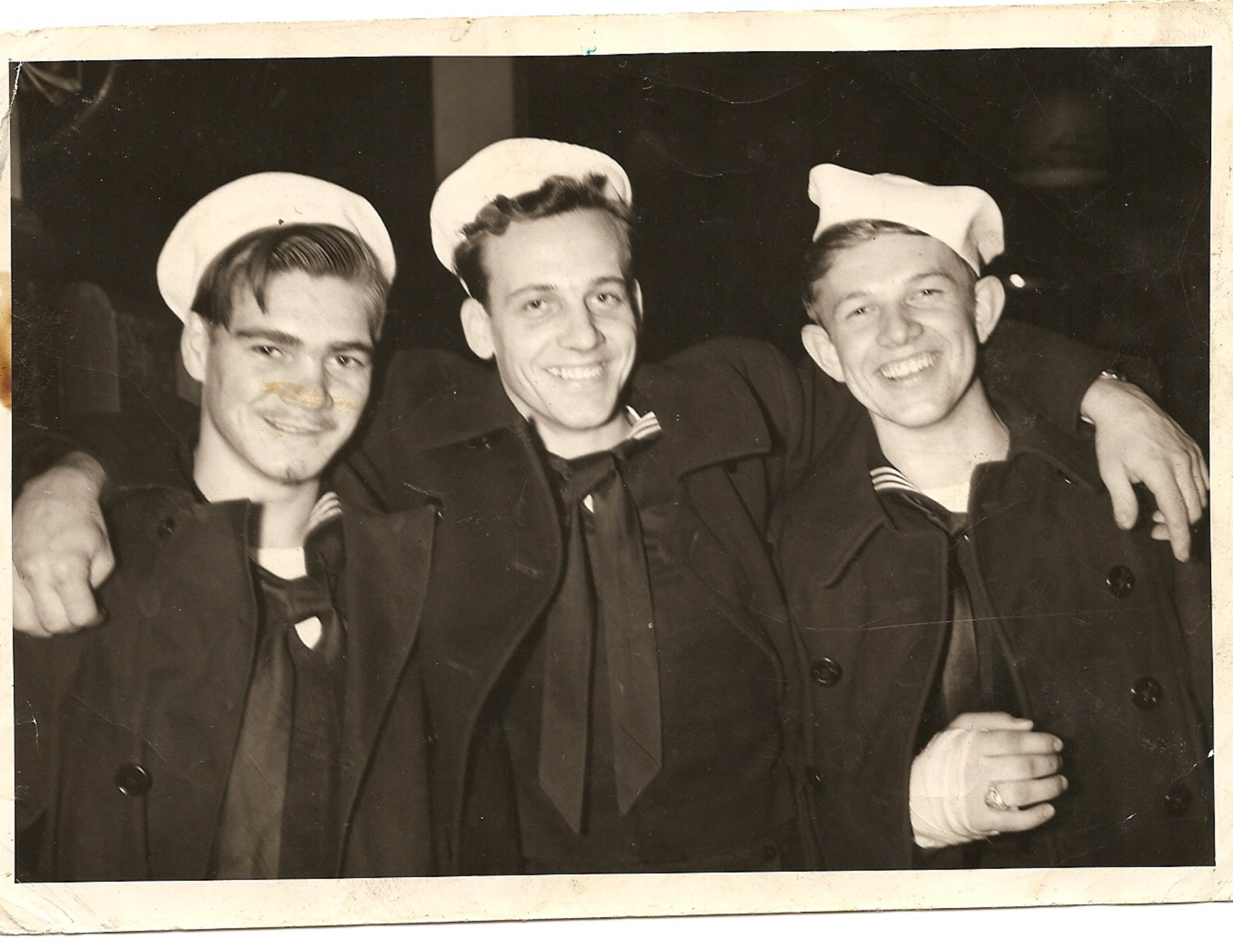 3 Sailors, 1945